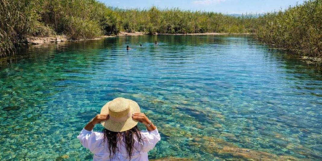 Çeşme ya da Urla değil! Ege’nin ruhunu burada yaşayın: Cam gibi sularla çevrili enfes köy 5